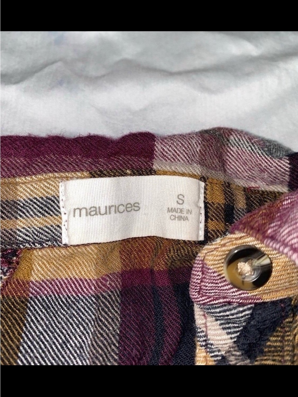 Button up - Picture 6 of 9